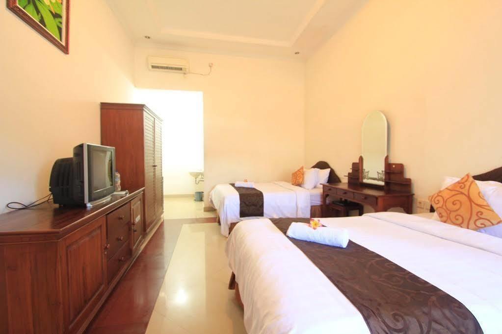 Super Oyo 3261 Hotel Ratu Denpasar Dış mekan fotoğraf